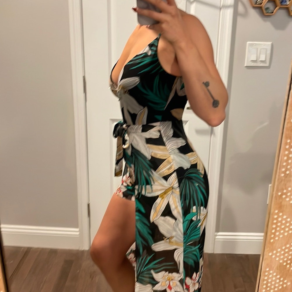 Romper - Picture 4 of 8